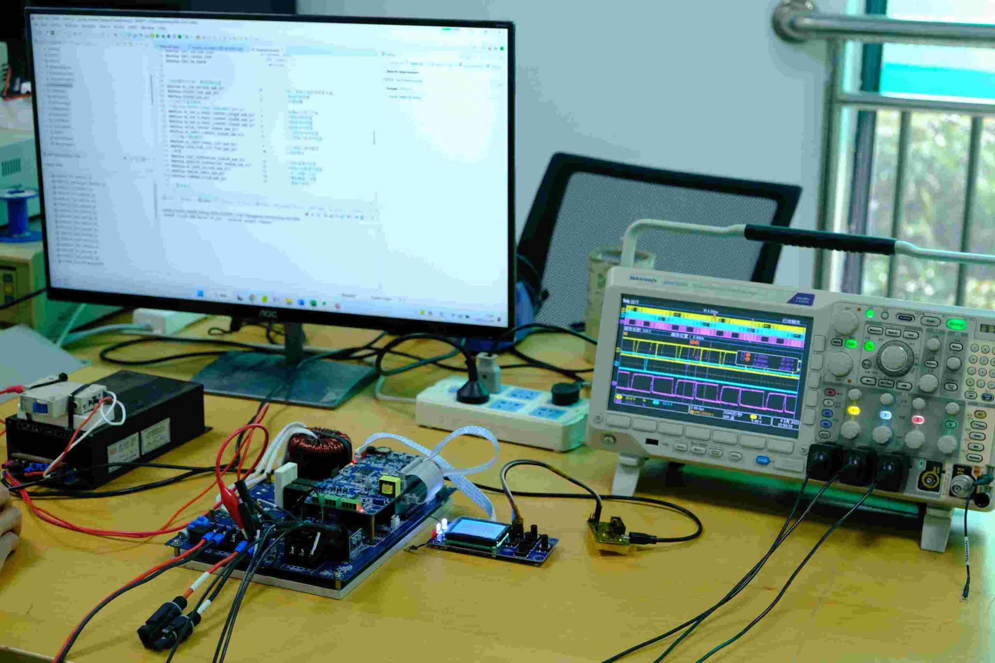 The-Latest-Innovations-in-Solar-Inverter-Technology-3-2048x1365