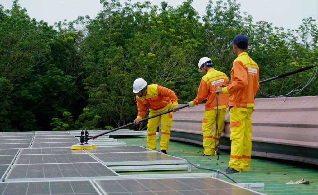 Solar Panel Maintenance Tips for Installers