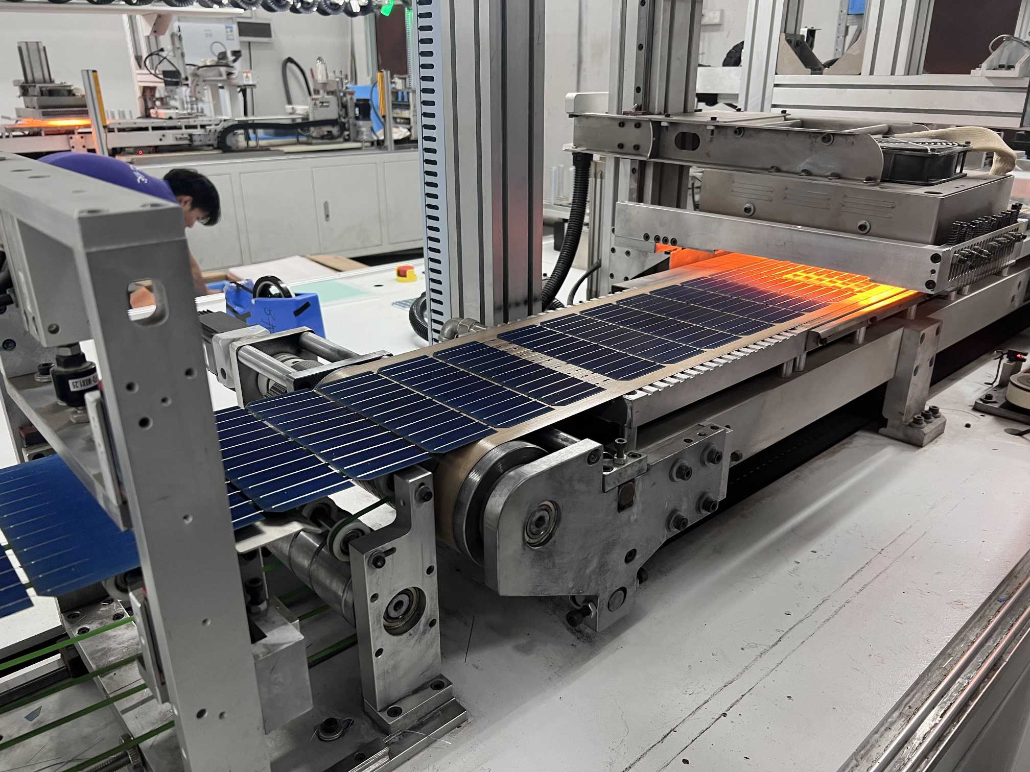 What-is-the-Manufacturing-Process-of-Solar-Panels-1