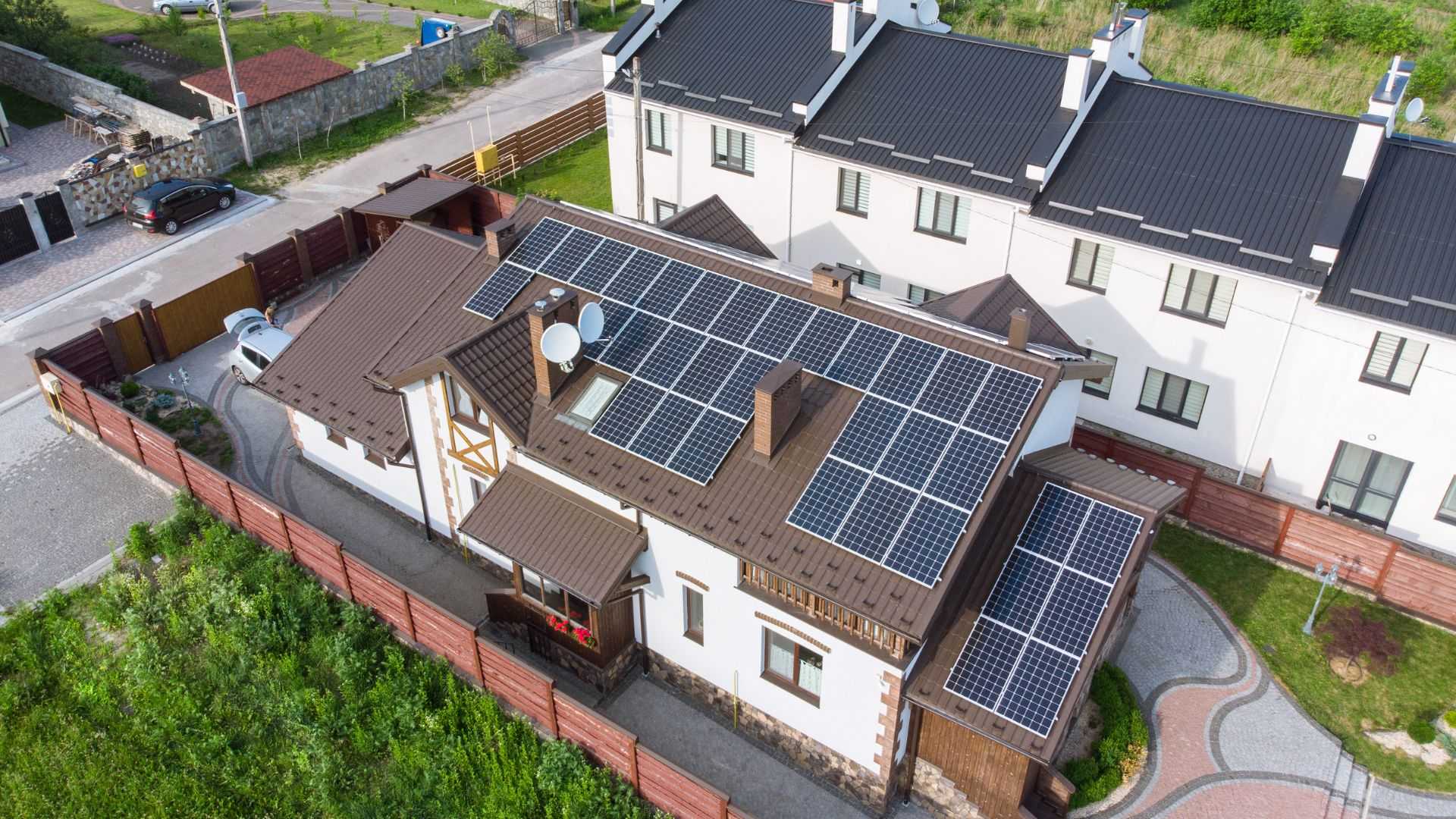 Can-Solar-Panels-Power-Directly-Without-an-Inverter-3